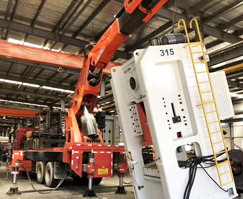 铜陵铜官提升工作效率，选择优质折臂吊租赁服务