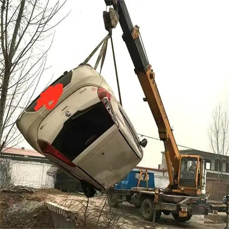 铜陵铜官随时待命，吊车24小时道路救援服务全解析